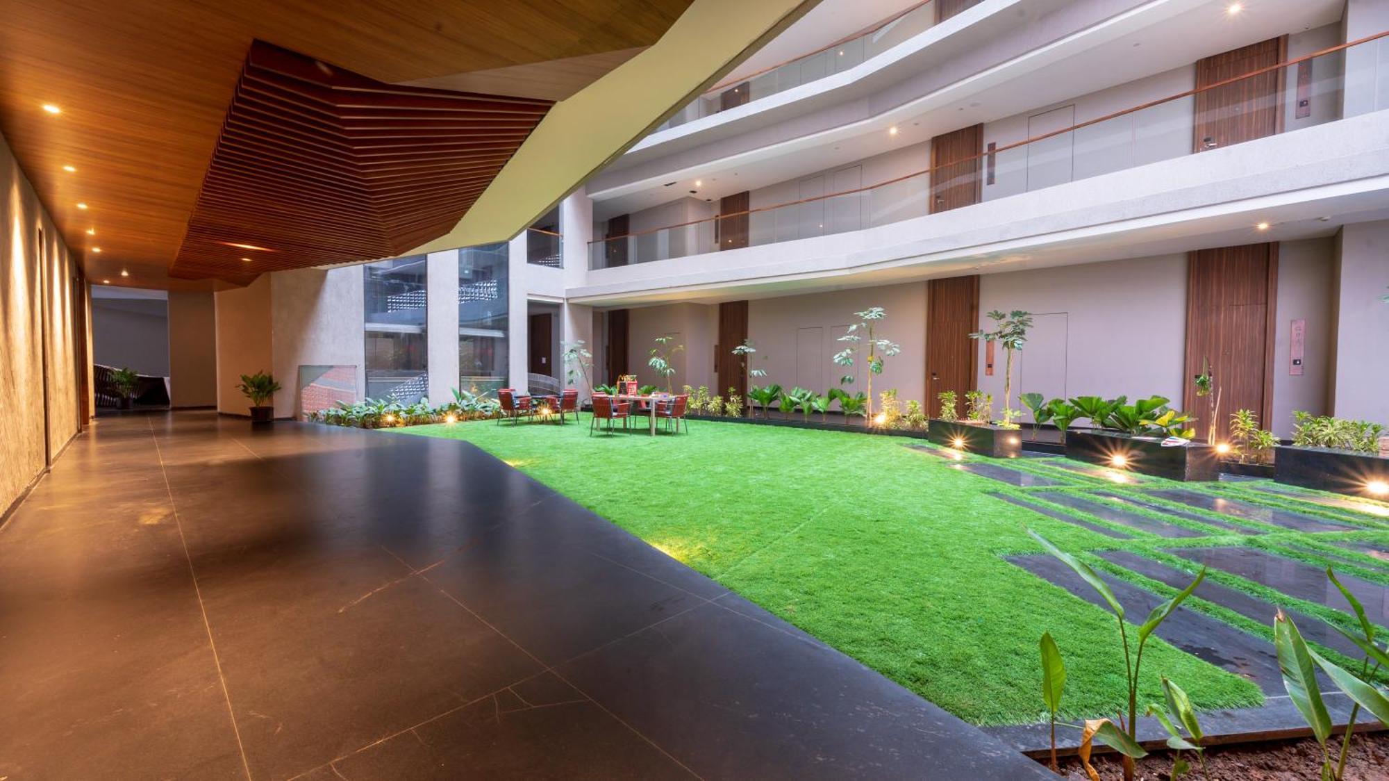 Aria Resort & Spa Нашик Екстериор снимка