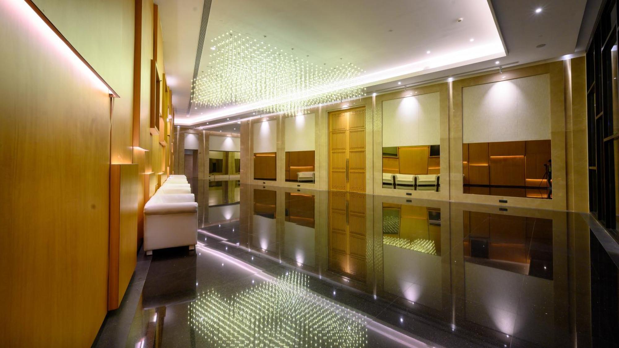 Aria Resort & Spa Нашик Екстериор снимка