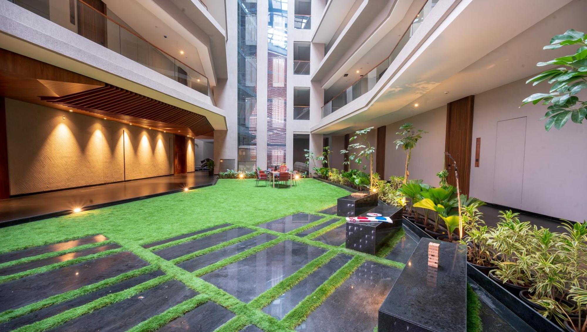 Aria Resort & Spa Нашик Екстериор снимка