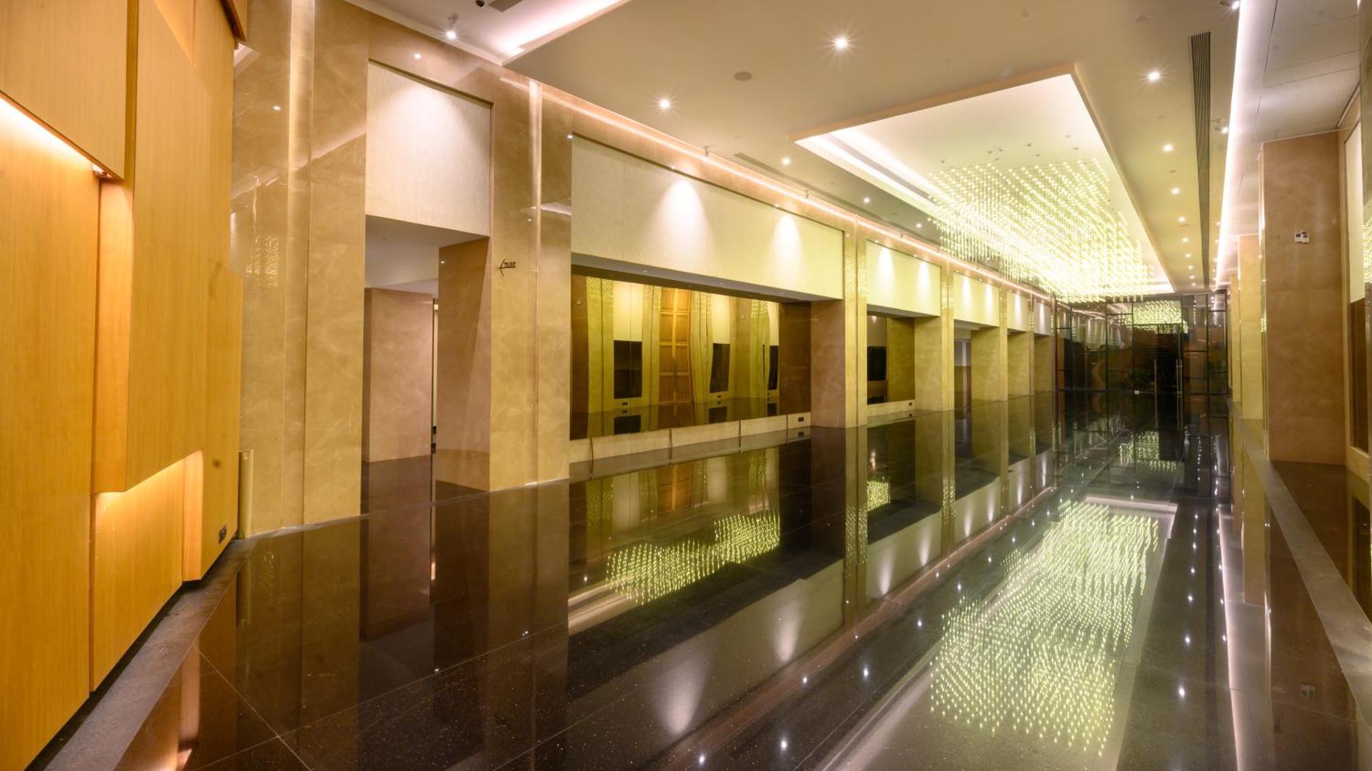 Aria Resort & Spa Нашик Екстериор снимка